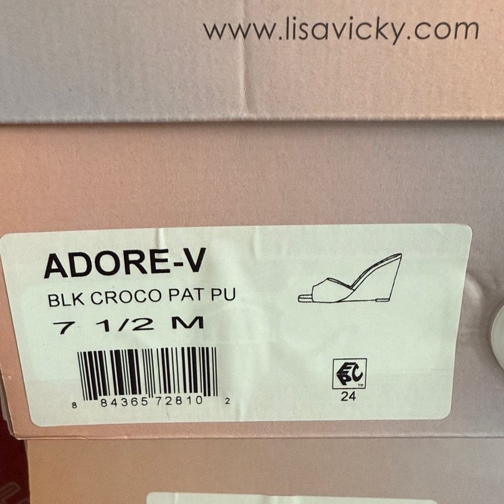Lisa Vicky Adore-V Wedge Sandal Black Croco Pattern Size 7.5 NIB - Picture 7 of 7